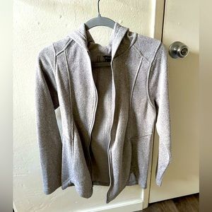 Eddie Bauer jacket. Size M. Tan color